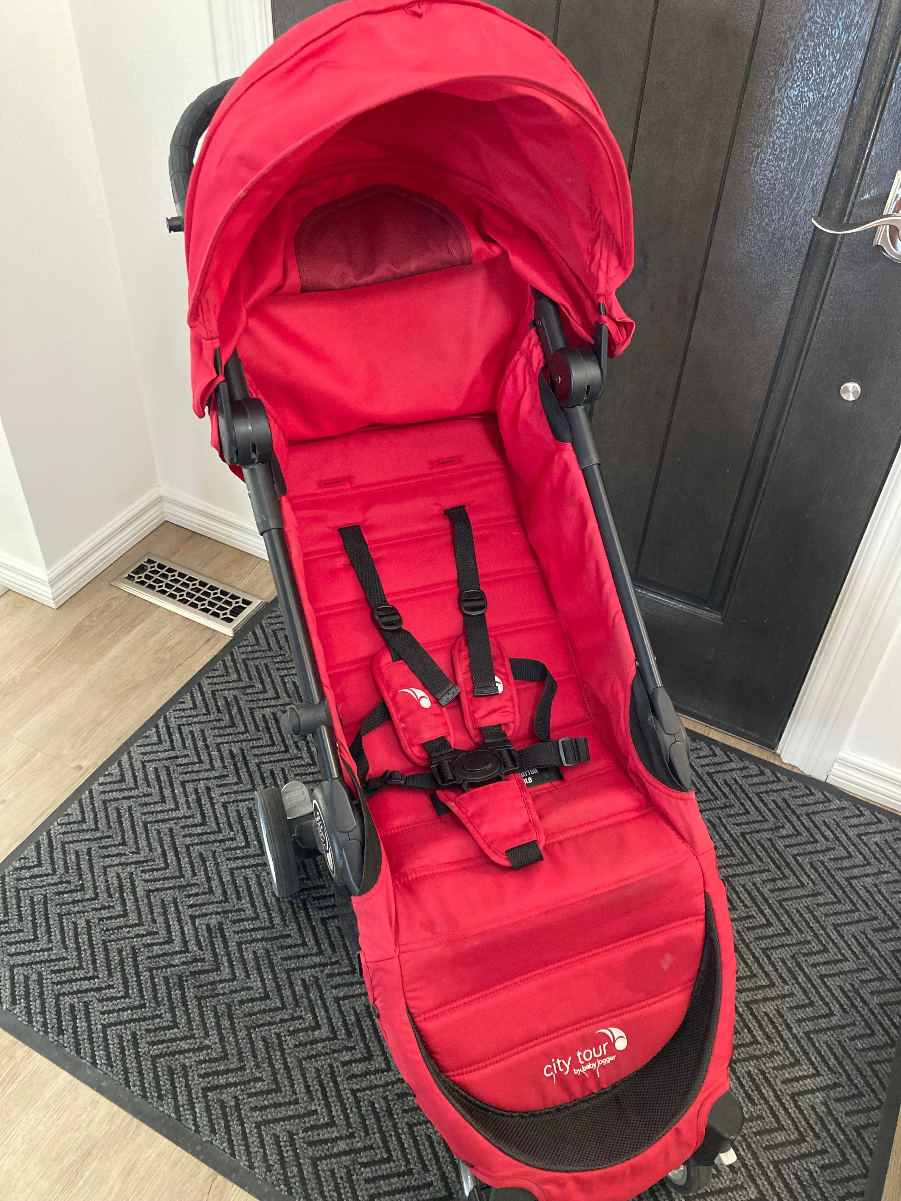 Baby Jogger City Tour Single Stroller in Red ($350)
