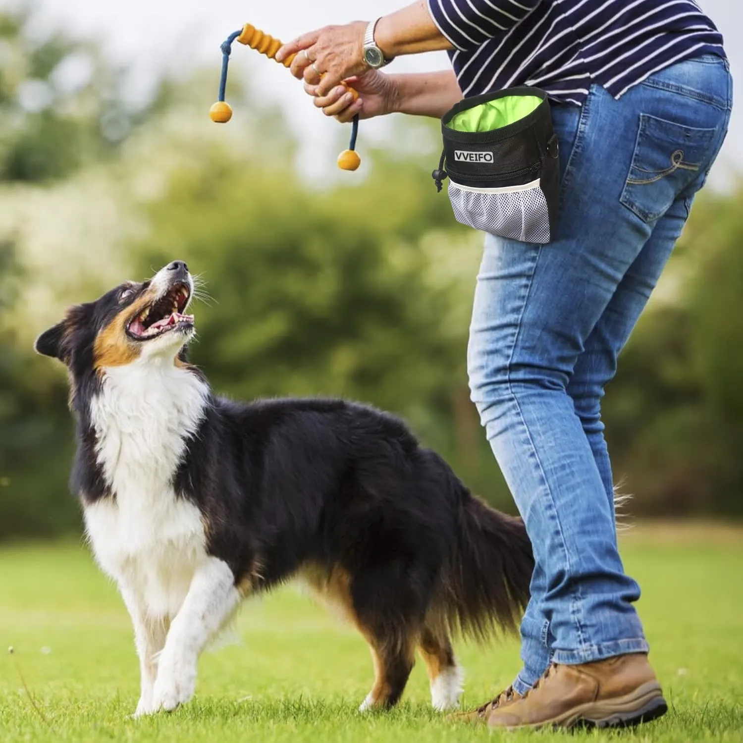 Dog Treat Pouch, Dog Training Pouch Bag, Collapsible Bowl and Clicker Training Kit, Suitable for small and large dogs, 3 Ways to Wear (Treat Pouch  Clicker  Foldable Pet Bowl